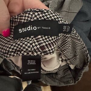 Studio by Torrid Women's Houndstooth Flare Pants